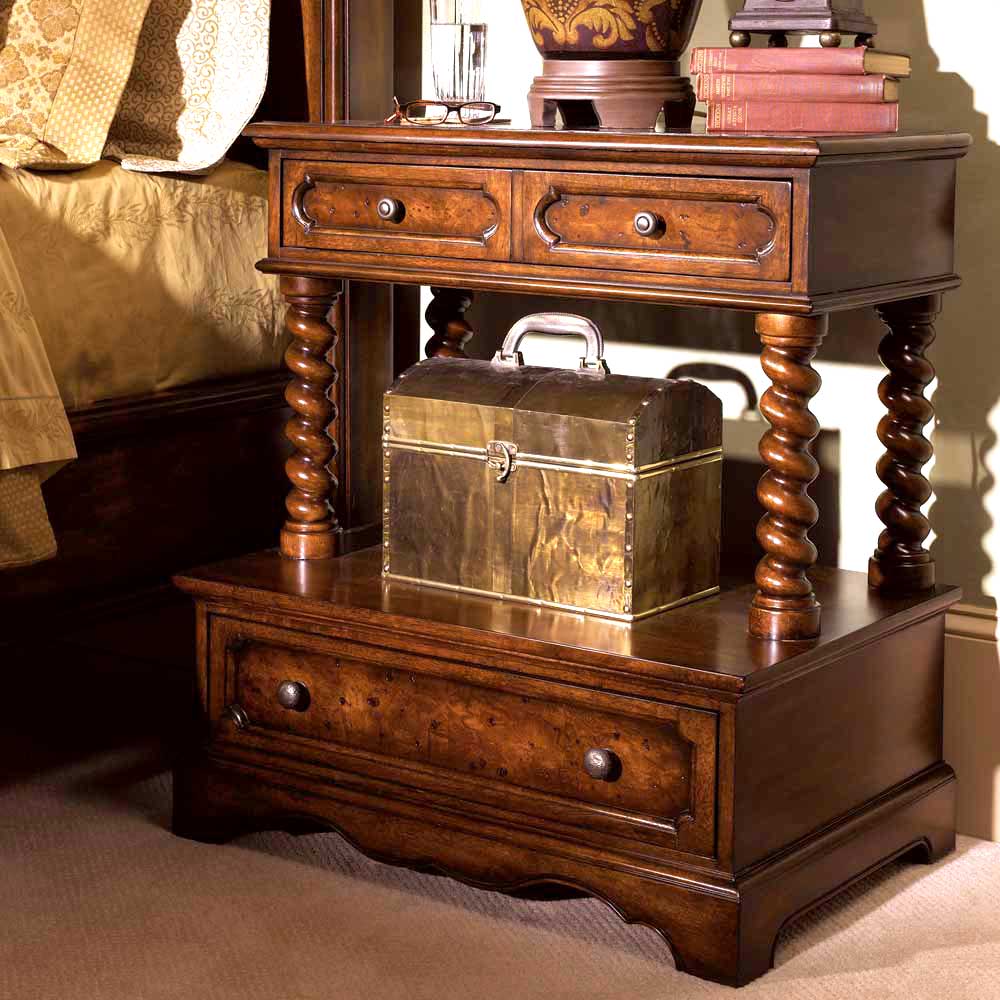 Mansion Pillar Bed Annies Loft